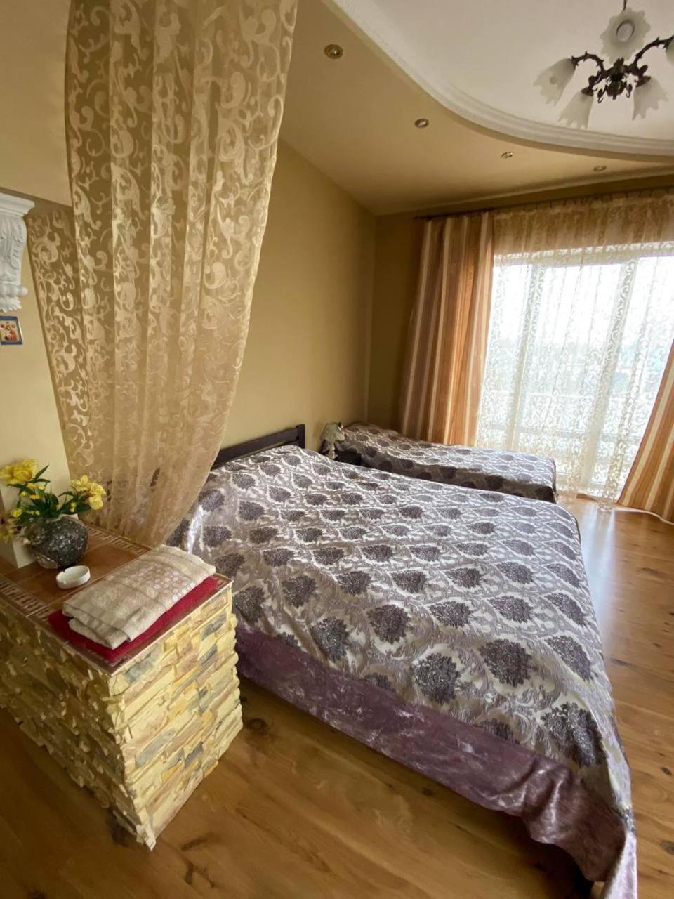 Готель Алекс Lutsʼk Dış mekan fotoğraf