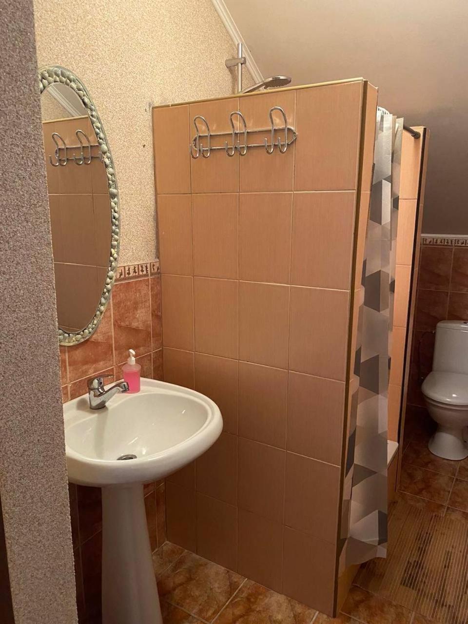 Готель Алекс Lutsʼk Dış mekan fotoğraf